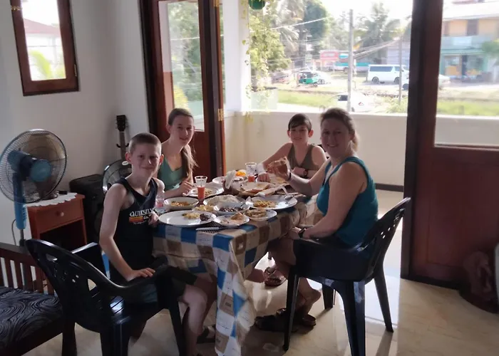 R & R Home Stay