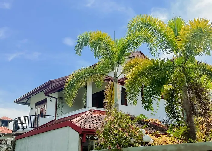 R & R Home Stay